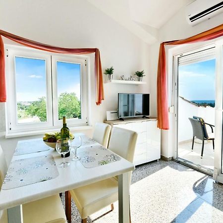 Apartman Del Mar Apartment Пореч Екстериор снимка