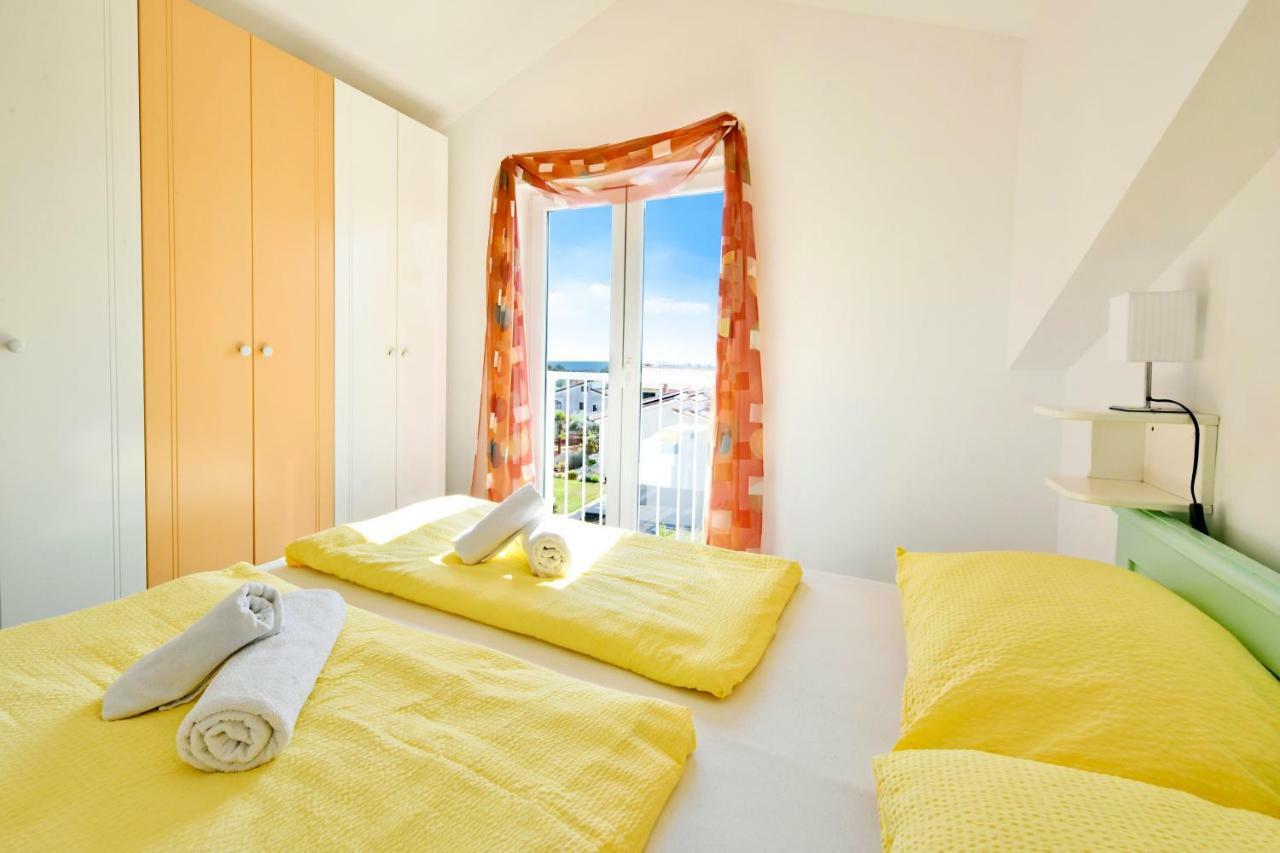 Apartman Del Mar Apartment Пореч Екстериор снимка
